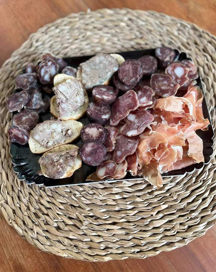 Vente de charcuterie Chelle-Debat